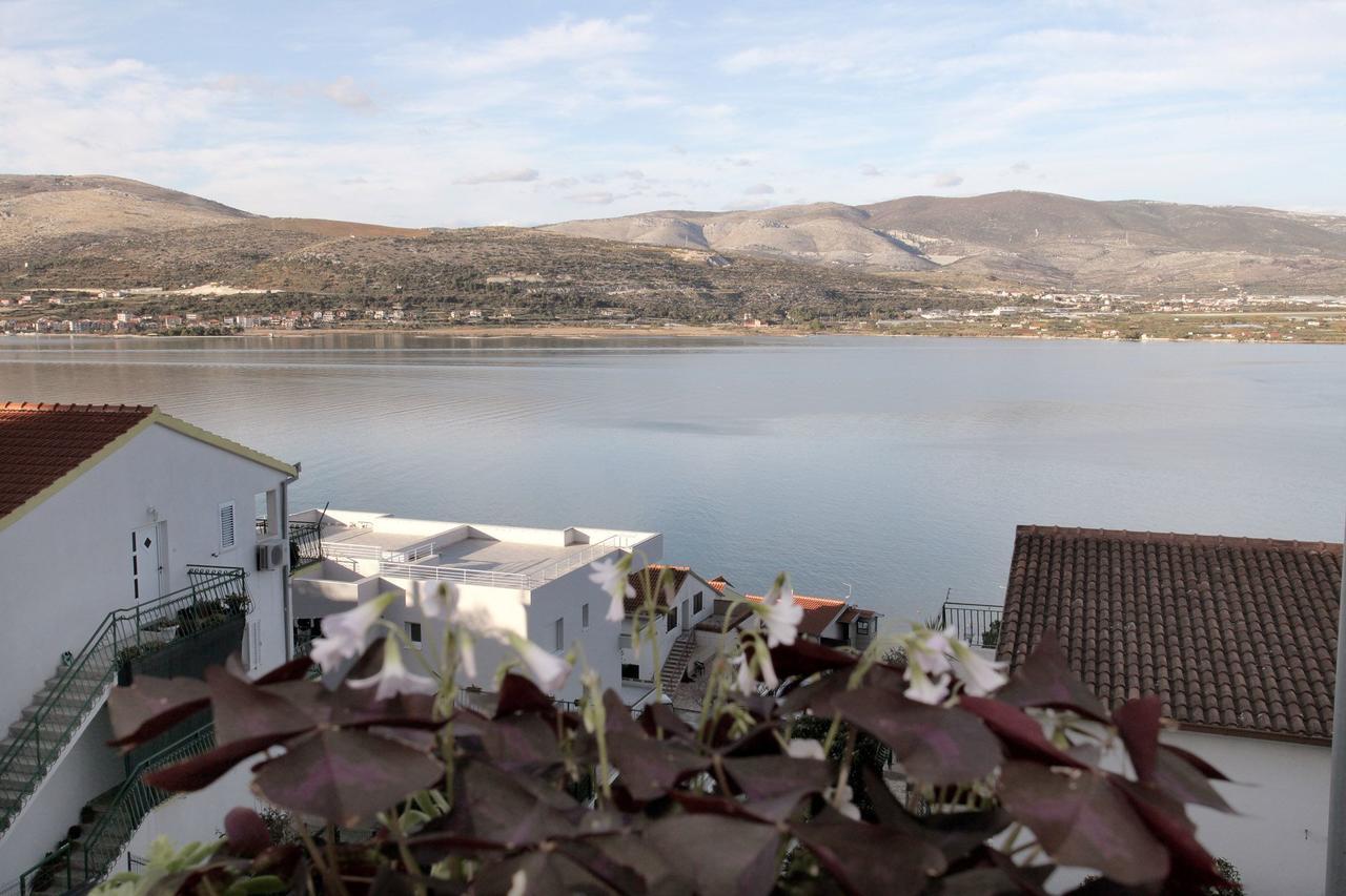 Apartments Iva Trogir Exterior foto