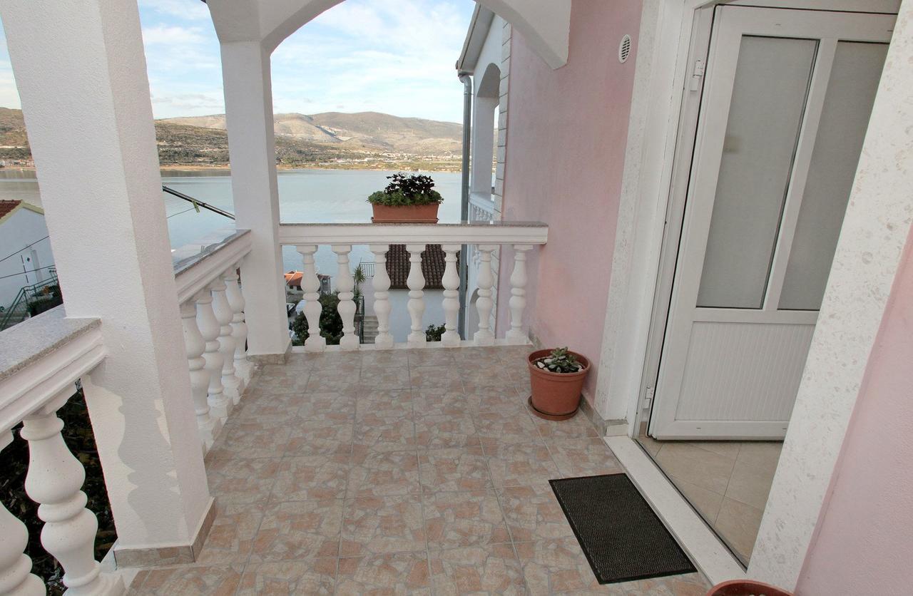 Apartments Iva Trogir Exterior foto